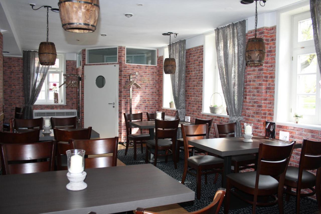 & Restaurant Aragwi