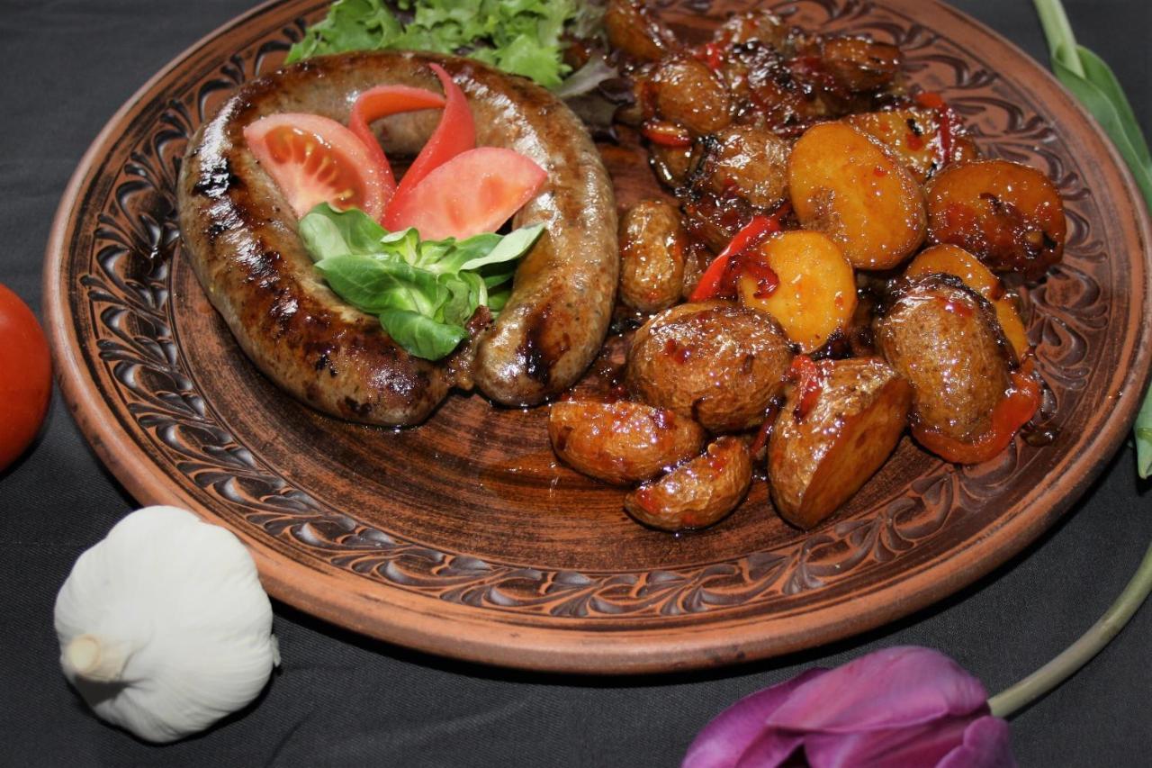 & Restaurant Aragwi *